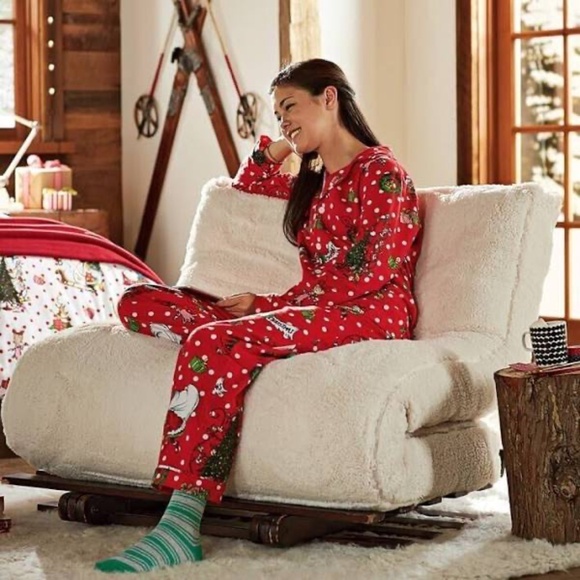 Dr Seuss The Grinch Red Dot Flannel Pajama Set - PB Teen - Picture 1 of 7